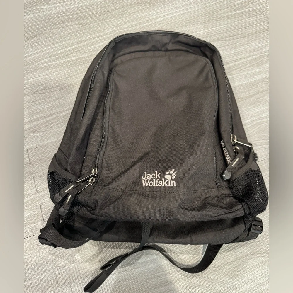 Jack Wolfskin “perfect day” backpack